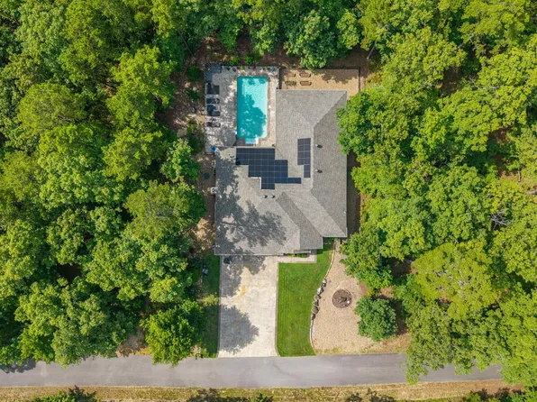 9 Fenix Cir, Hot Springs Village, AR 71909