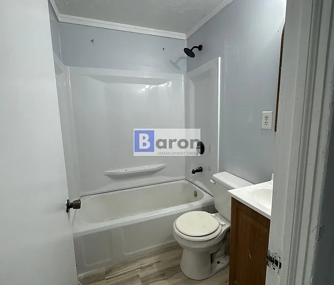 1710 N Johnson St — Photo 5