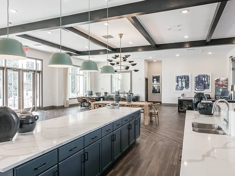 Village at Westland Cove Apartments — Photo 32