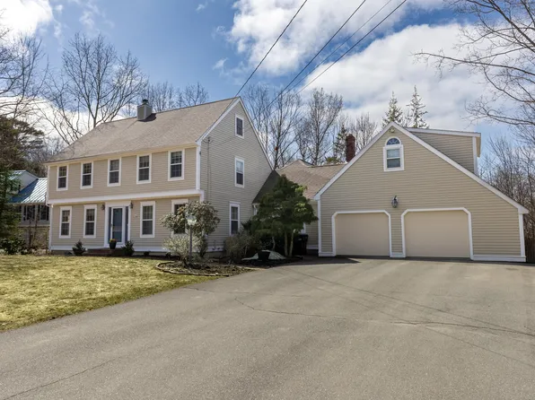 39 Woodland Drive, Bangor, ME 04401