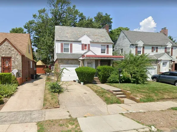 13834 230th St, Springfield Gardens, NY 11413