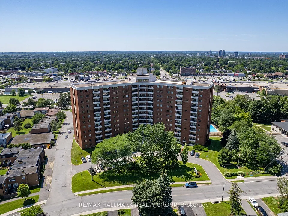 20 Chesterton Dr #714