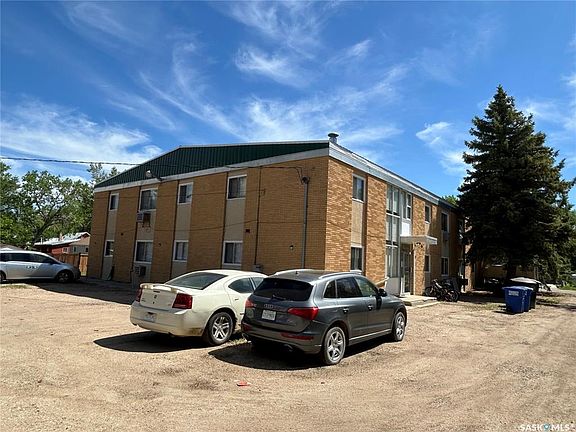 5th image of 15 4th AVENUE