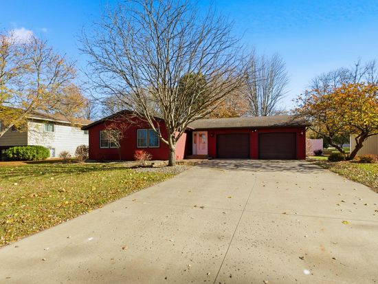 1512 Goettens Way, Saint Cloud, MN 56301