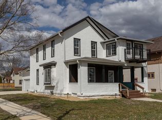 204 5th Ave E, Cresco, IA 52136