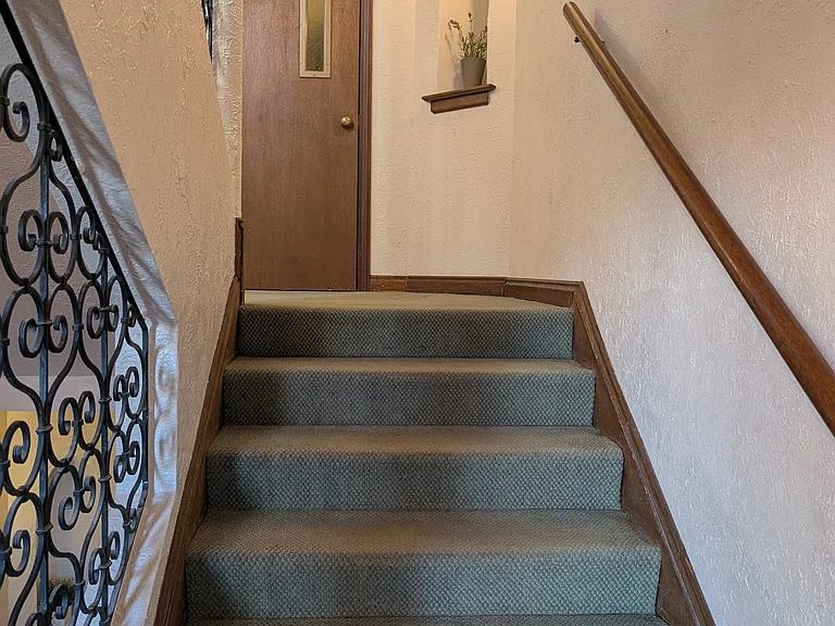 2044 Yale Ave E #302 — Photo 20