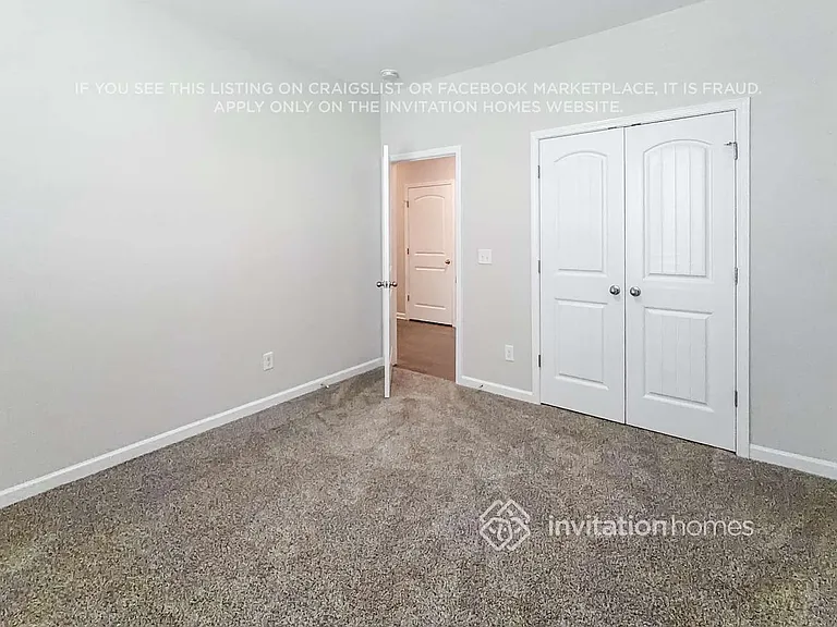 8026 Forest Hills Dr — Photo 12