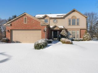 5495 Hyde Park Dr, Hilliard, OH 43026