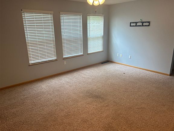 5th image of 3116 SW Arlan Ln
