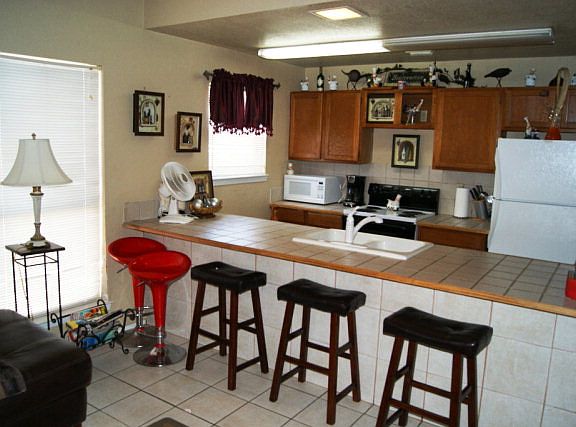 5th image of 125 E Cora Lee Dr #301