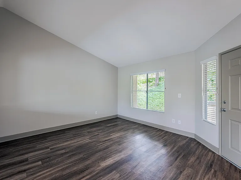 Sycamore Canyon Apartments — Photo 24