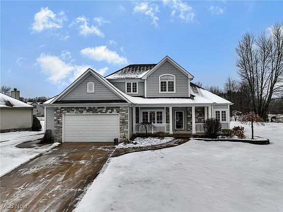 3rd image of 116 Huntington Woods Dr