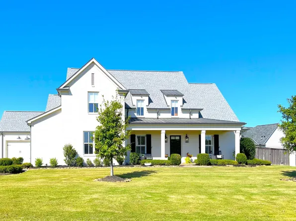 1195 Greenbrier Lakes Blvd N, Piperton, TN 38017