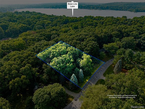 2nd image of 5 Lombardy Ct