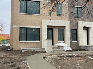 512 40th St, Des Moines, IA 50312