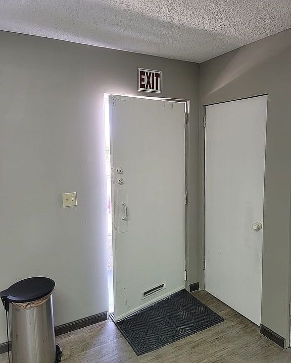 2nd image of 4754 Norwood Ave