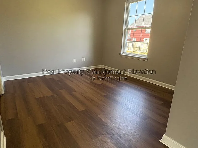 2027 Harvest Dr — Photo 15