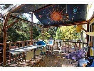 5th image of 255 Terrace Dr