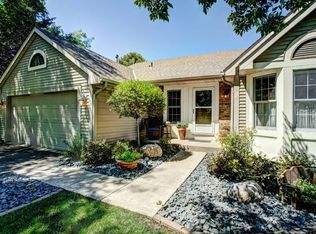 12910 Maple Knoll Way, Osseo, MN 55369