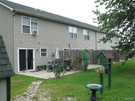 4th image of 713 S Prairie St