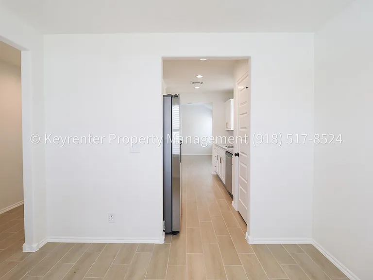 11506 E 94th Pl N — Photo 8