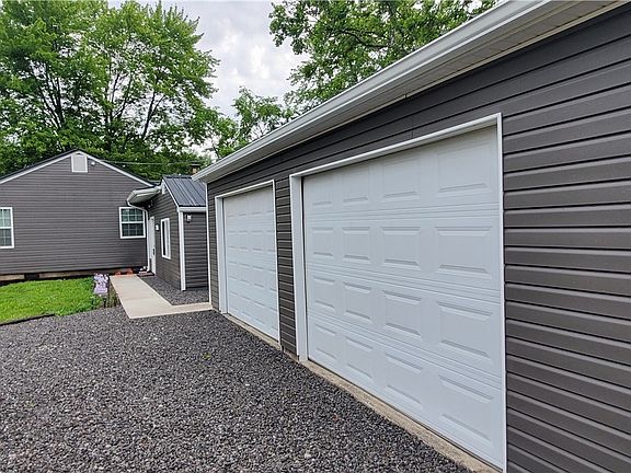 2nd image of 724 Briggs Rd