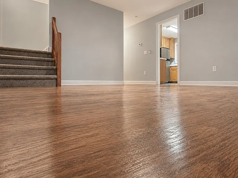 106 Pleasant Dr — Photo 5