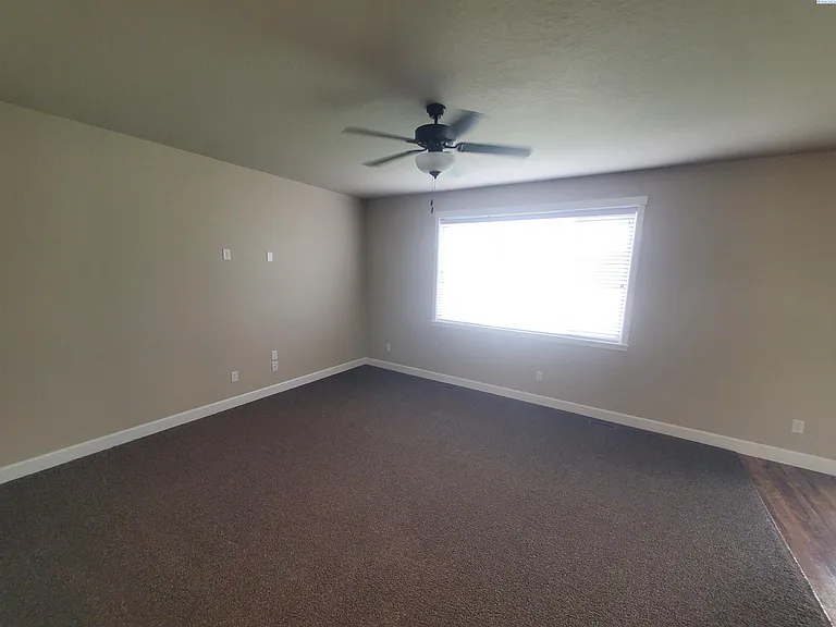 10260 W 18th Ct — Photo 11