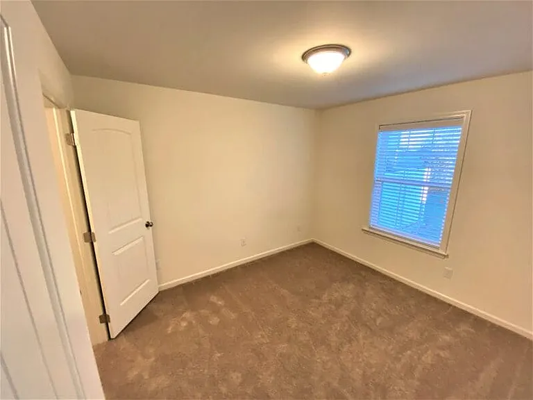 Fox Ridge — Photo 10