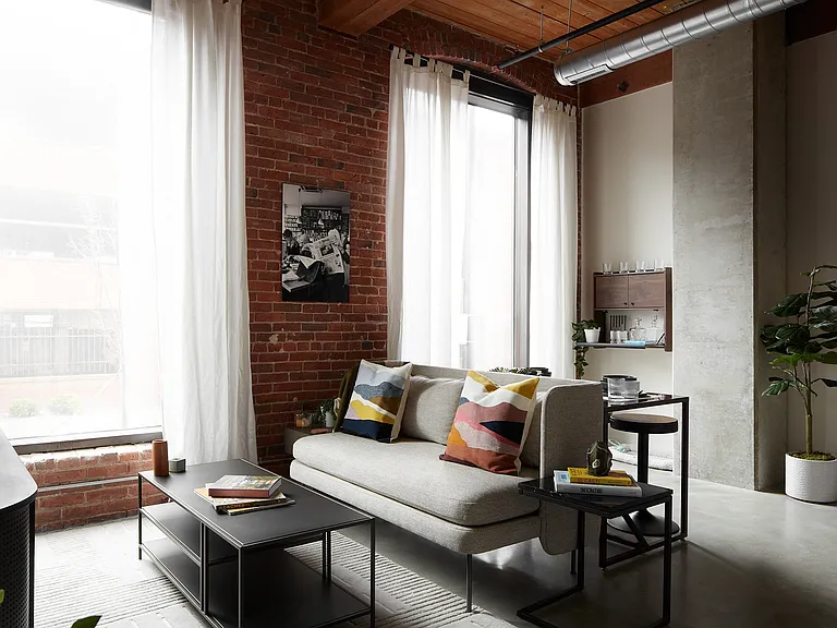Grayson Lofts — Photo 16