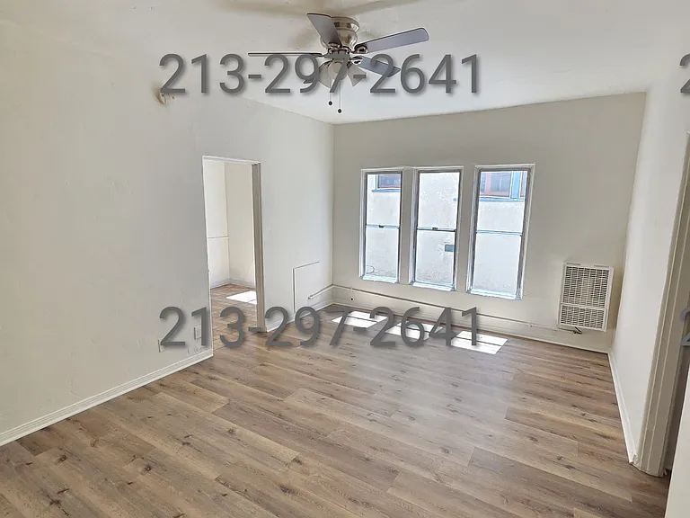118 S Lake St #3 — Photo 1