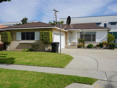15622 Delcombre Ave, Paramount, CA, 90723