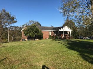 4250 Snow Creek Rd, Clay City, KY 40312