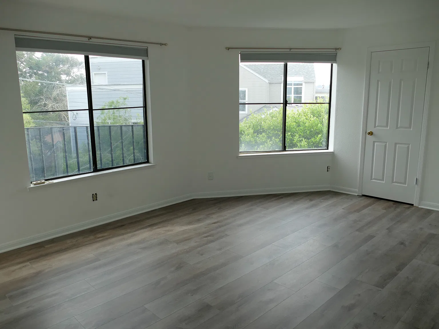 2 bed, 1100 sqft, $6,000 — Photo 1
