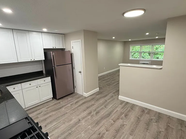 Upton St Apartments LLC — Photo 48