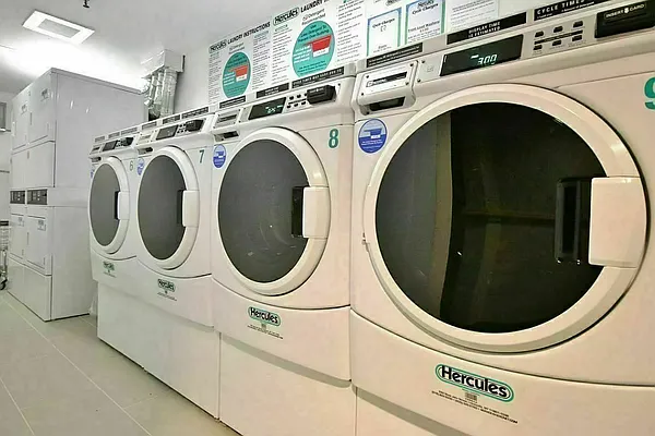 Rented by Mossanen Group | media 17