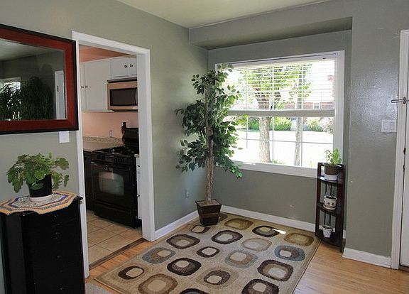 5th image of 661 E Harrison Ave