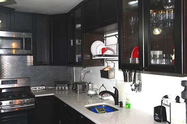 Sold by Superior Realty Service | media 20