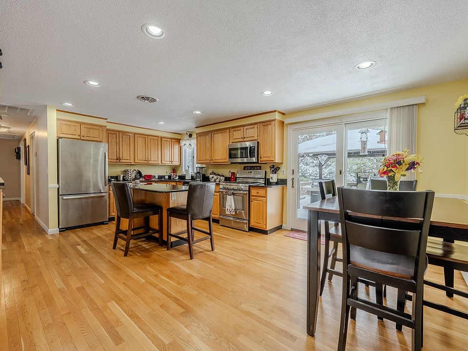 15 Easthill Drive, Hudson, NH 03051 | Zillow