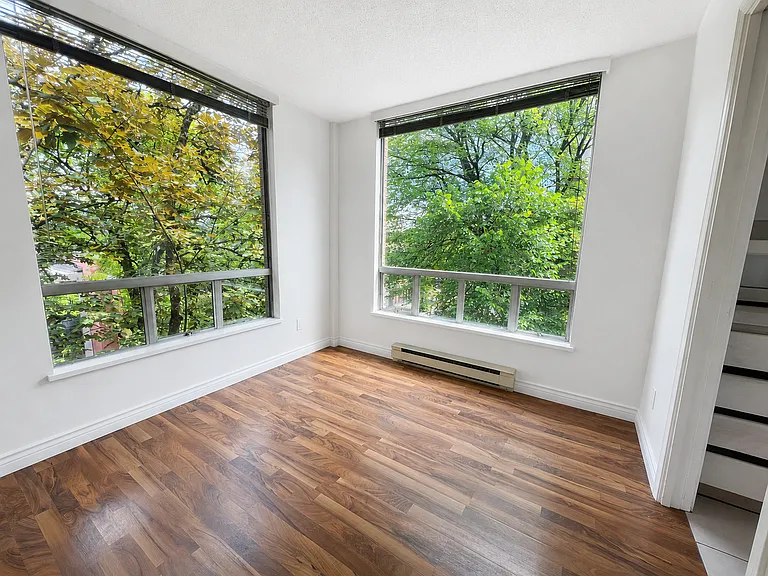 2628 Ash St #308 — Photo 8