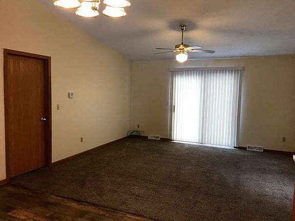 Vaulted Great Room w/ Slider to deck