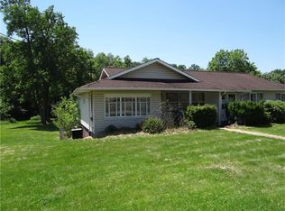 12300 Roth Dr, North Huntingdon, PA 15642