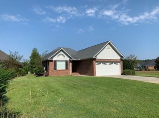 4 Ridge Lake Dr, Manning, SC 29102