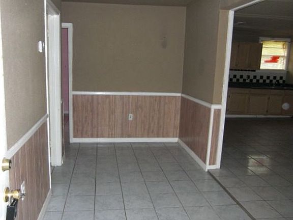 5th image of 72407 N Hollyoak Dr