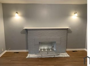 2423 E 73rd St #1, Chicago, IL 60649