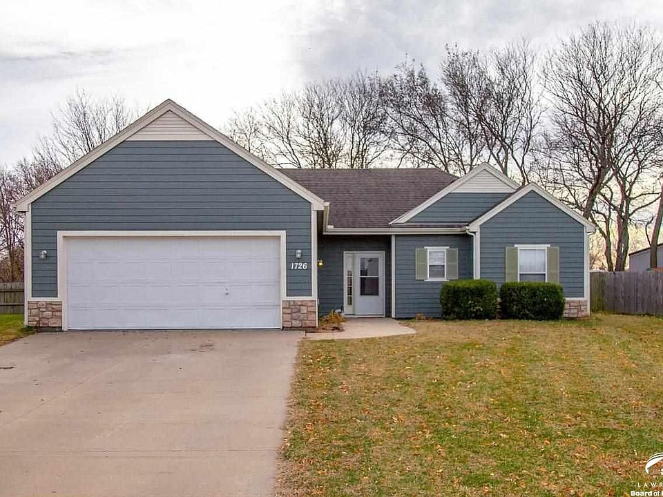 1726  Gennessee Lawrence, KS listing photo #1