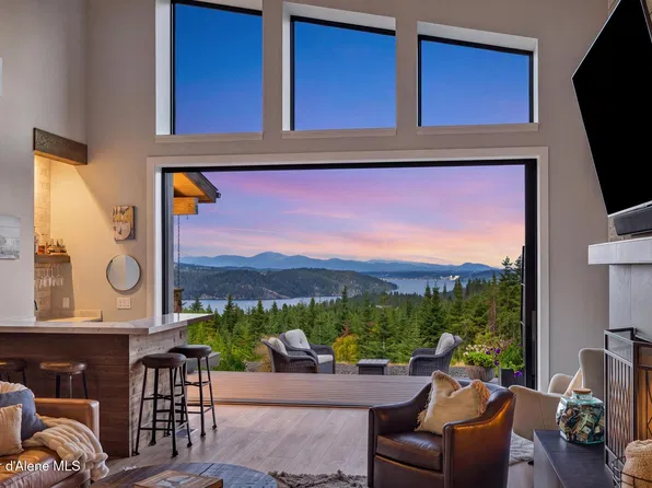 9203 S Kapalua Rd, Harrison, ID 83833