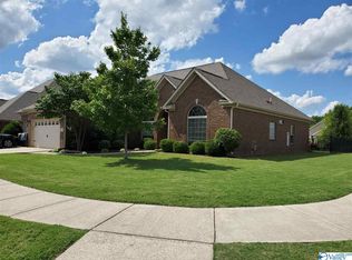 100 Oxfordshire Cir, Madison, AL 35758