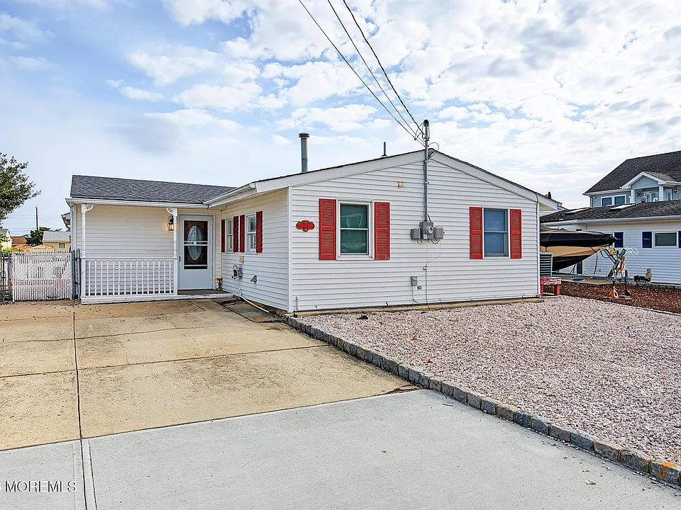 137 E Susquehanna Dr