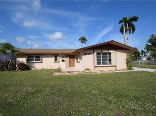 1820 Inlet Dr, North Fort Myers, FL 33903